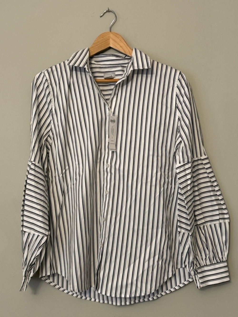 Chico’s Billow Sleeve Poplin Button-Up Shirt – Size 1 – NWT